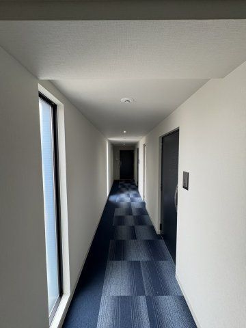 玄関　（別タイプ参考写真）ＭＯＮＯＬＩＴＨ　北区王子本町１