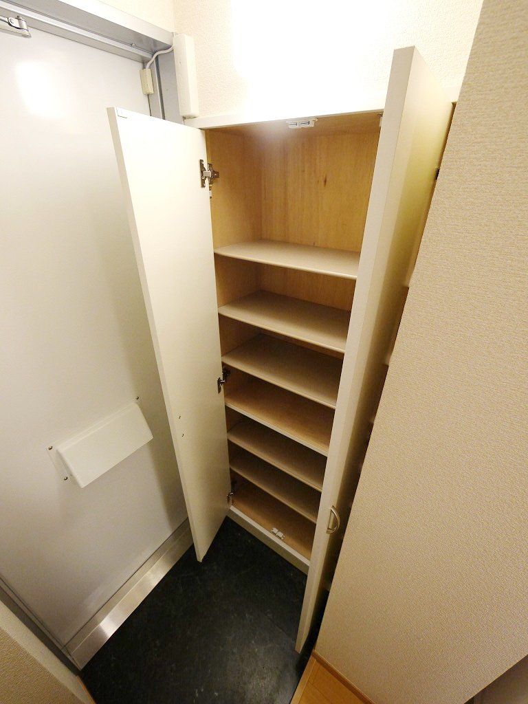 玄関　収納