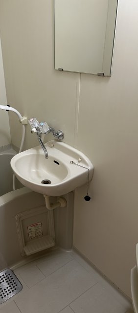 洗面設備　同物件別号室のものです。