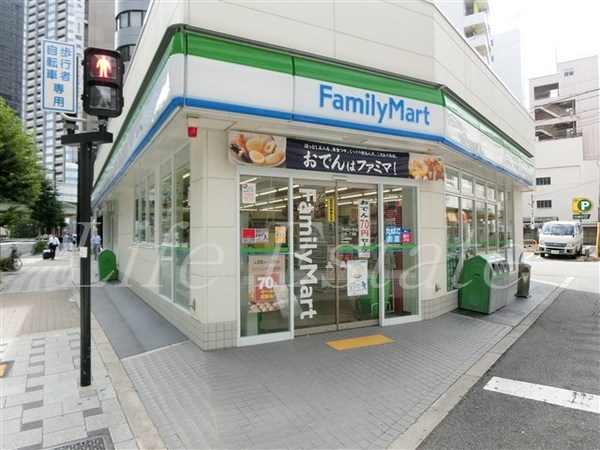 コンビニ　ファミリーマート北浜一丁目店（コンビニ）まで98m