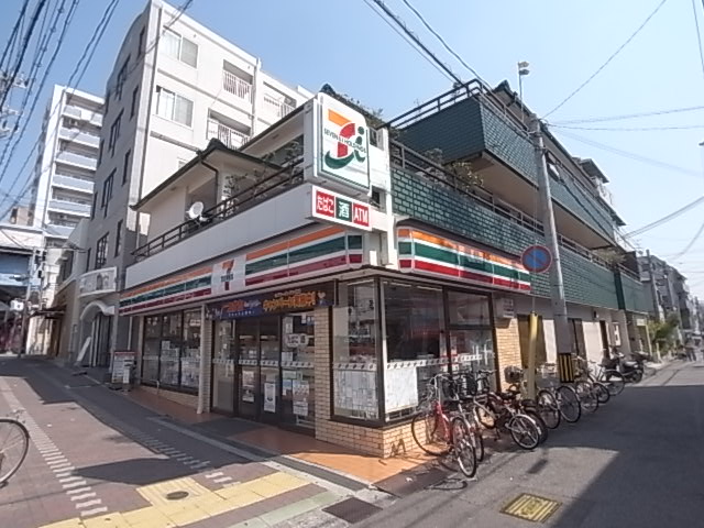 コンビニ　セブンイレブン 神戸新在家駅前（コンビニ）まで167m