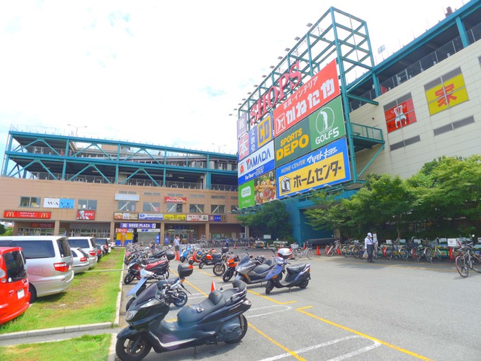 ショッピングセンター　ショップス市川（ショッピングセンター）まで1110m