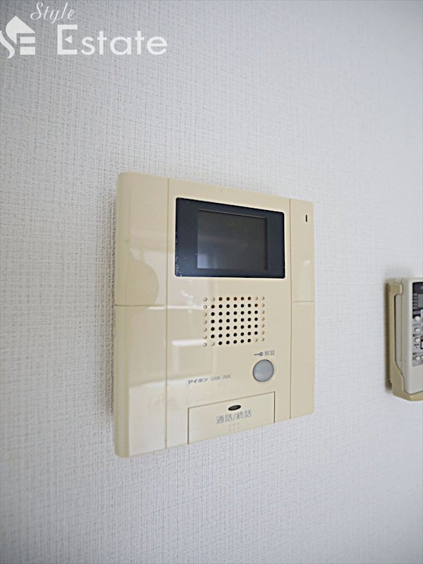 セキュリティ　モニター付きインターホン