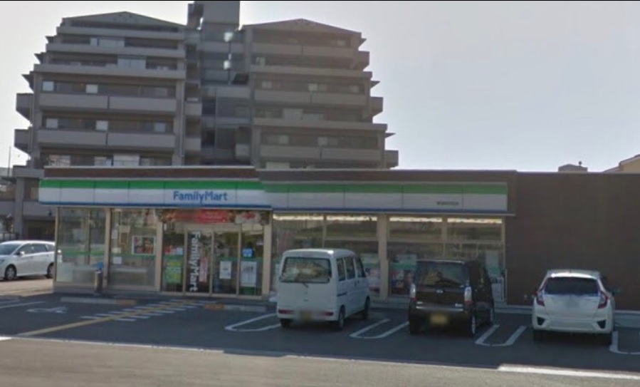 コンビニ　ファミリーマート 堺深井沢町店（コンビニ）まで452m