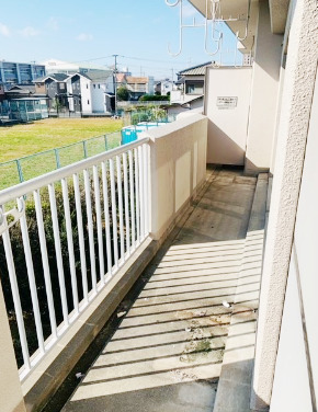 バルコニー　バルコニーがあります