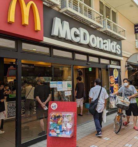 飲食店　マクドナルド平和島店（飲食店）まで360m
