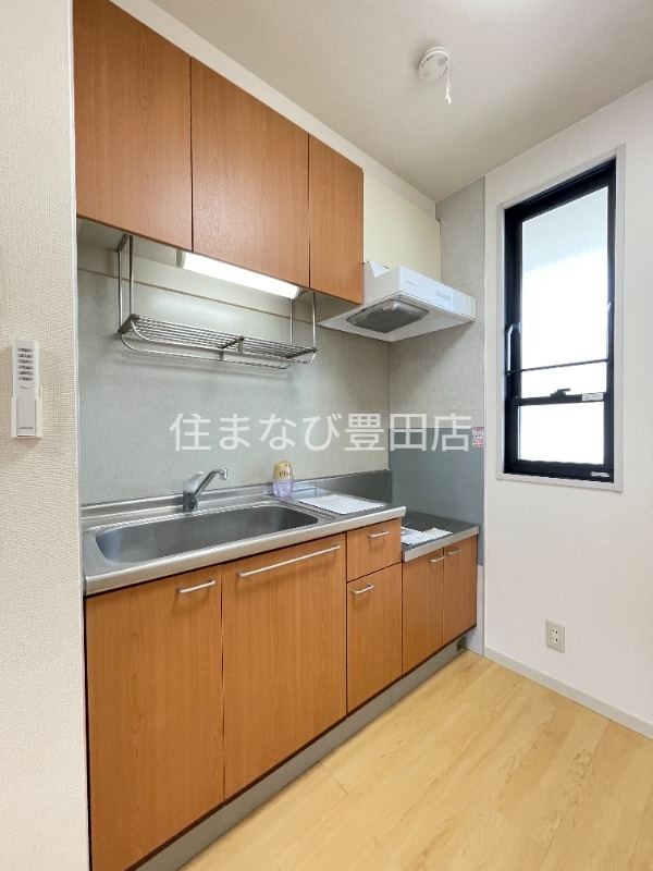 キッチン　同型別部屋写真