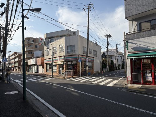 コンビニ　セブンイレブン 横浜矢向店（コンビニ）まで180m