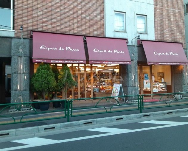 飲食店　エスプリ・ドゥ・パリ 本店（飲食店）まで105m