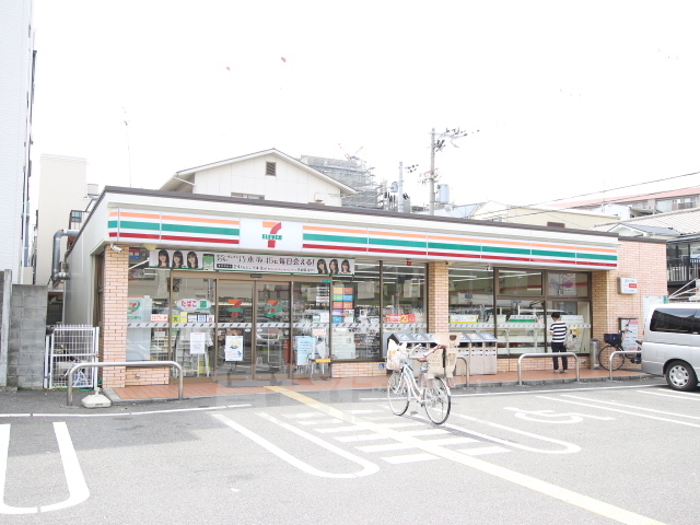 コンビニ　セブンイレブン　大阪柏里3丁目店（コンビニ）まで483m