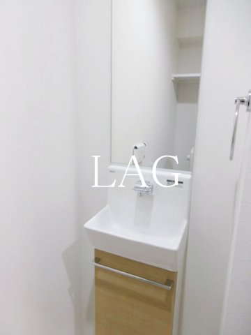 洗面設備　独立洗面台です。