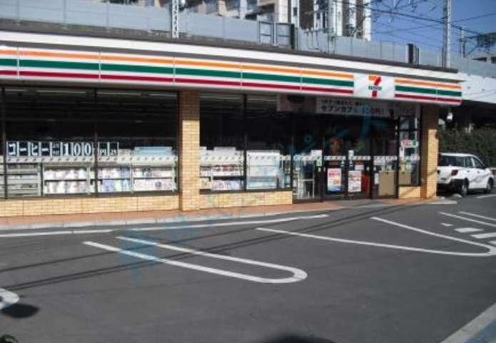 コンビニ　セブンイレブン板橋志村四中前店（コンビニ）まで550m