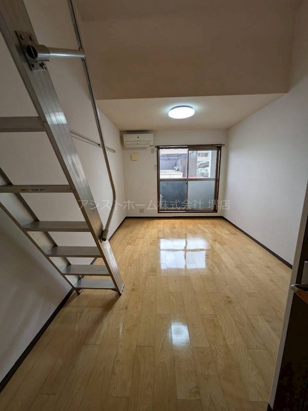 フジパレスフォーゲルI番館の居間写真