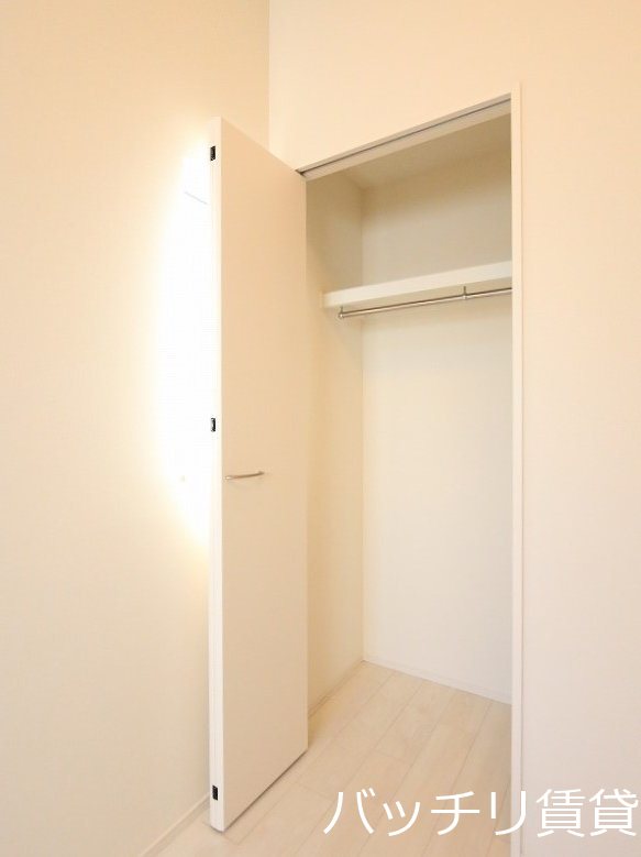 収納　同型タイプの為、現状を優先致します。