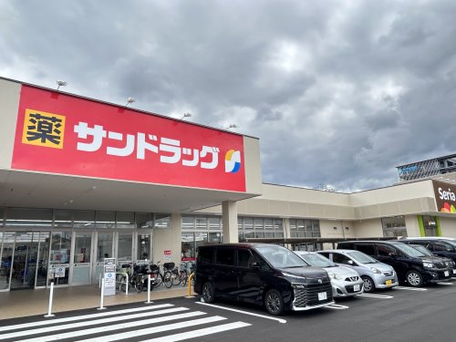 小学校　堺市立久世小学校（小学校）まで618m