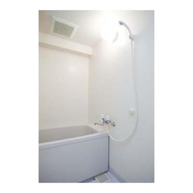 バス・シャワールーム　※写真は同タイプ住戸です。