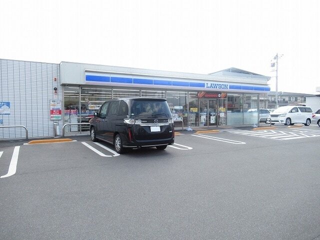 コンビニ　ローソン防府新田西店（コンビニ）まで600m