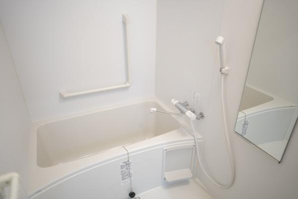 バス・シャワールーム　別の部屋の写真