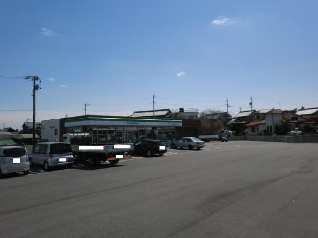コンビニ　ファミリーマート長島松ヶ島店（コンビニ）まで400m