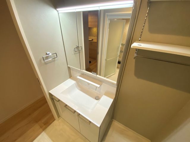 洗面設備　建築中の為イメージになります