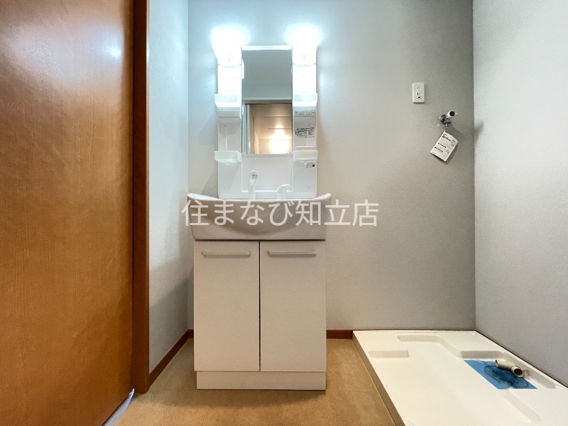 洗面設備　同型タイプ
