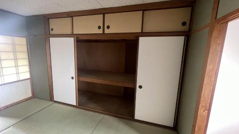 収納　押入（開）