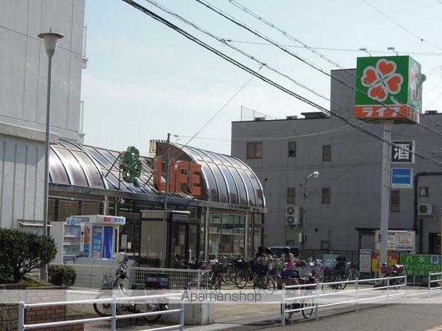 スーパー　ライフ忠岡店（スーパー）まで580m