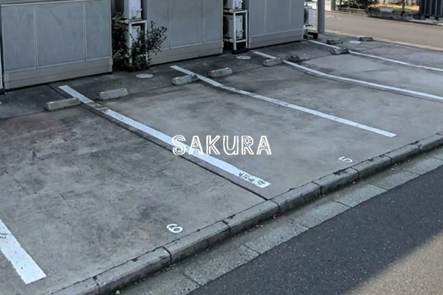 駐車場　敷地内駐車場ございます♪