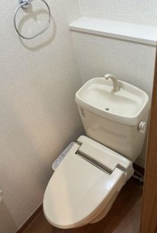 Court Arivioのトイレ写真