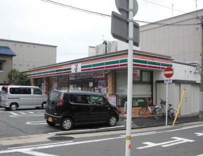 コンビニ　セブンイレブン 名古屋仲田1丁目店（コンビニ）まで392m