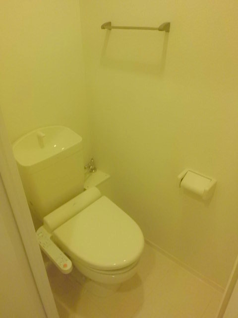 トイレ　トイレはもちろんウォシュレット付
