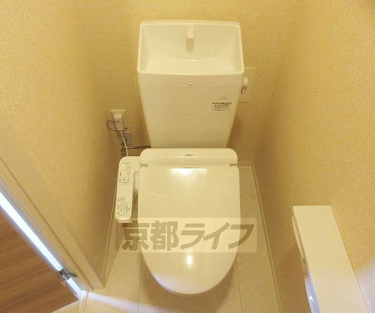 トイレ　ウォシュレットつきのトイレです・