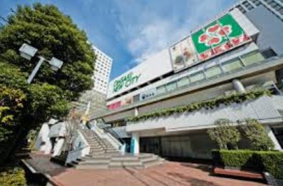 スーパー　ライフ大崎ニューシティ店（スーパー）まで578m