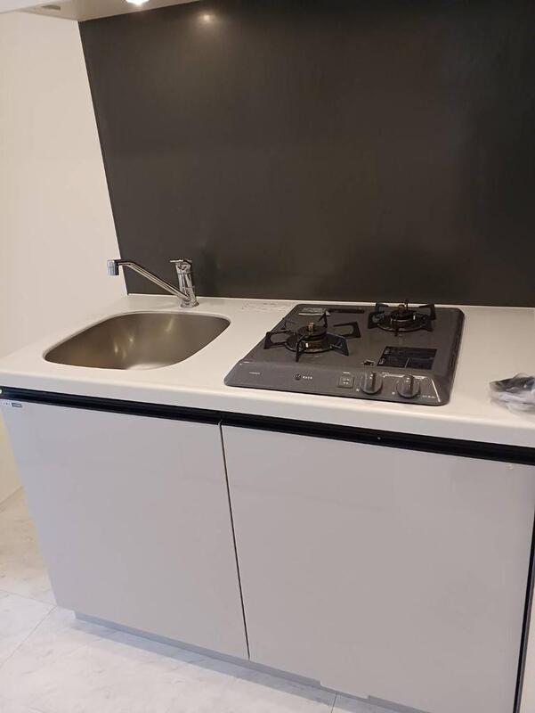 キッチン　別部屋反転写真