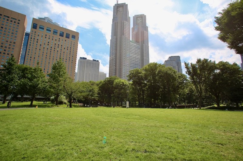 公園　新宿中央公園（公園）まで1581m