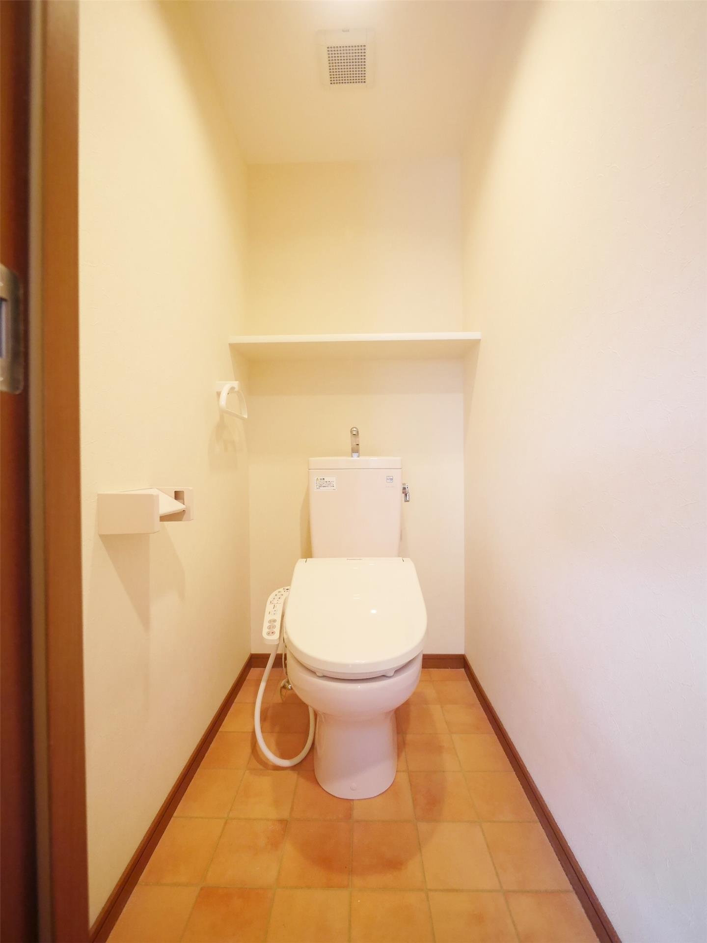 クアトロのトイレ写真