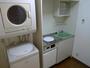 キッチン　※同タイプ部屋の写真です。
