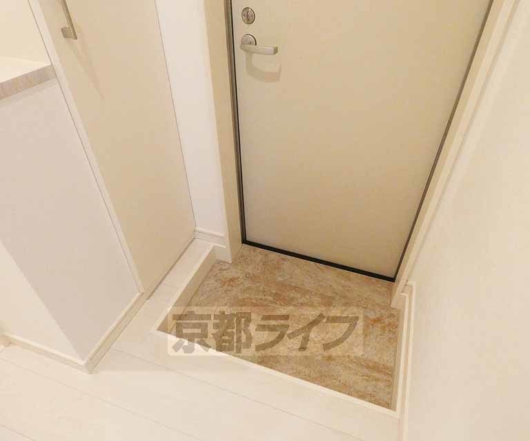 REGALEST 伏見の玄関写真