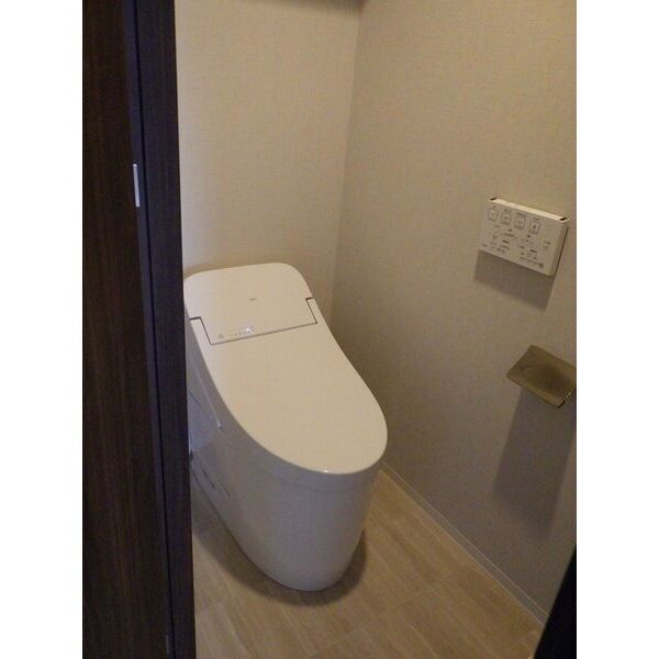 プラウド上杉三丁目ディアージュのトイレ写真