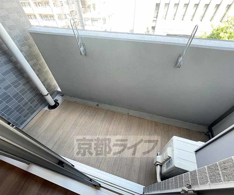 ＪＲ東海道本線 西大路駅 徒歩7分 8階建 築8年の内装写真