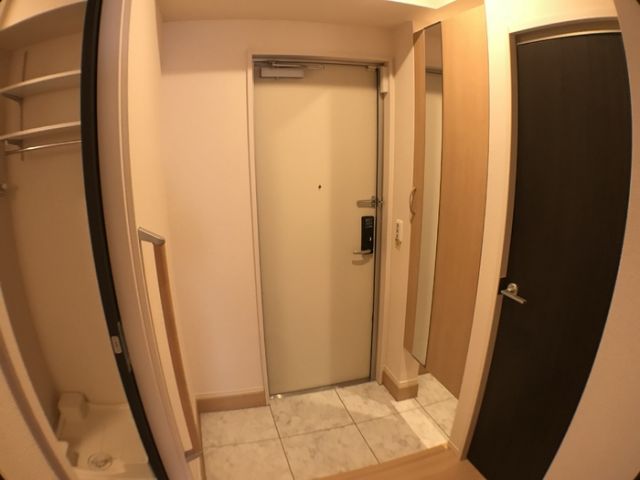 ラムリテンの玄関写真