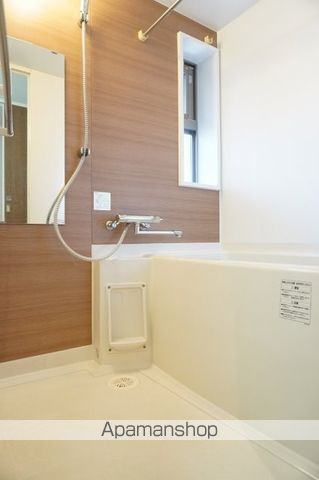 地下鉄箱崎線 千代県庁口駅 徒歩1分 13階建 築9年の風呂写真
