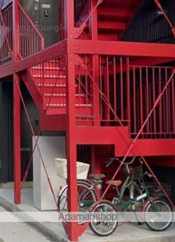 京急本線 生麦駅 徒歩5分 3階建 築6年の外観写真