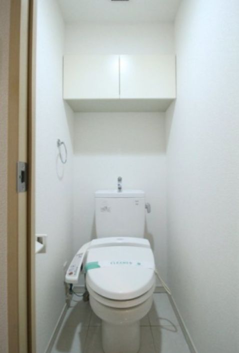ＪＲ京浜東北線 蒲田駅 徒歩6分 13階建 築19年のトイレ写真