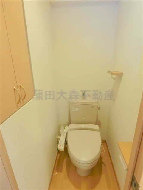 トイレ　温水洗浄便座