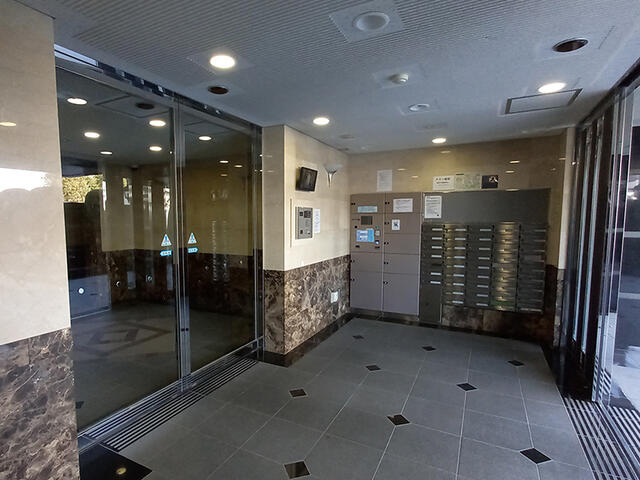 ロビー　※他部屋参考写真
