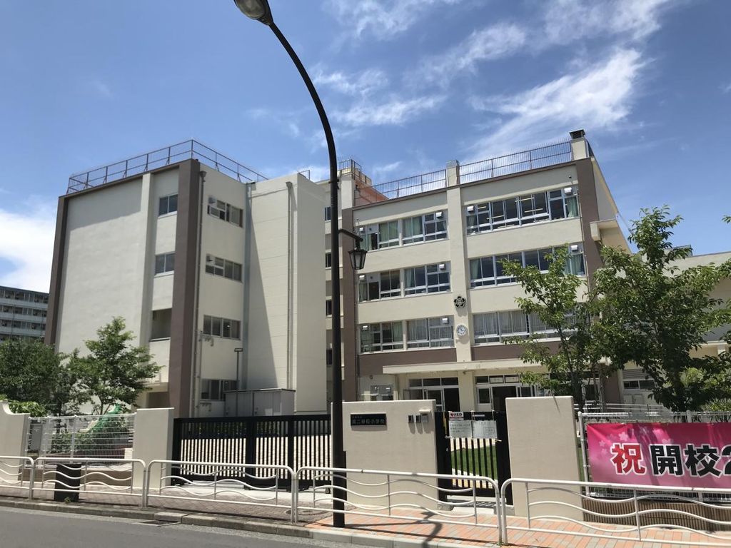 小学校　江東区立第二砂町小学校（小学校）まで380m