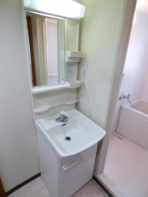 洗面設備　別部屋参考写真