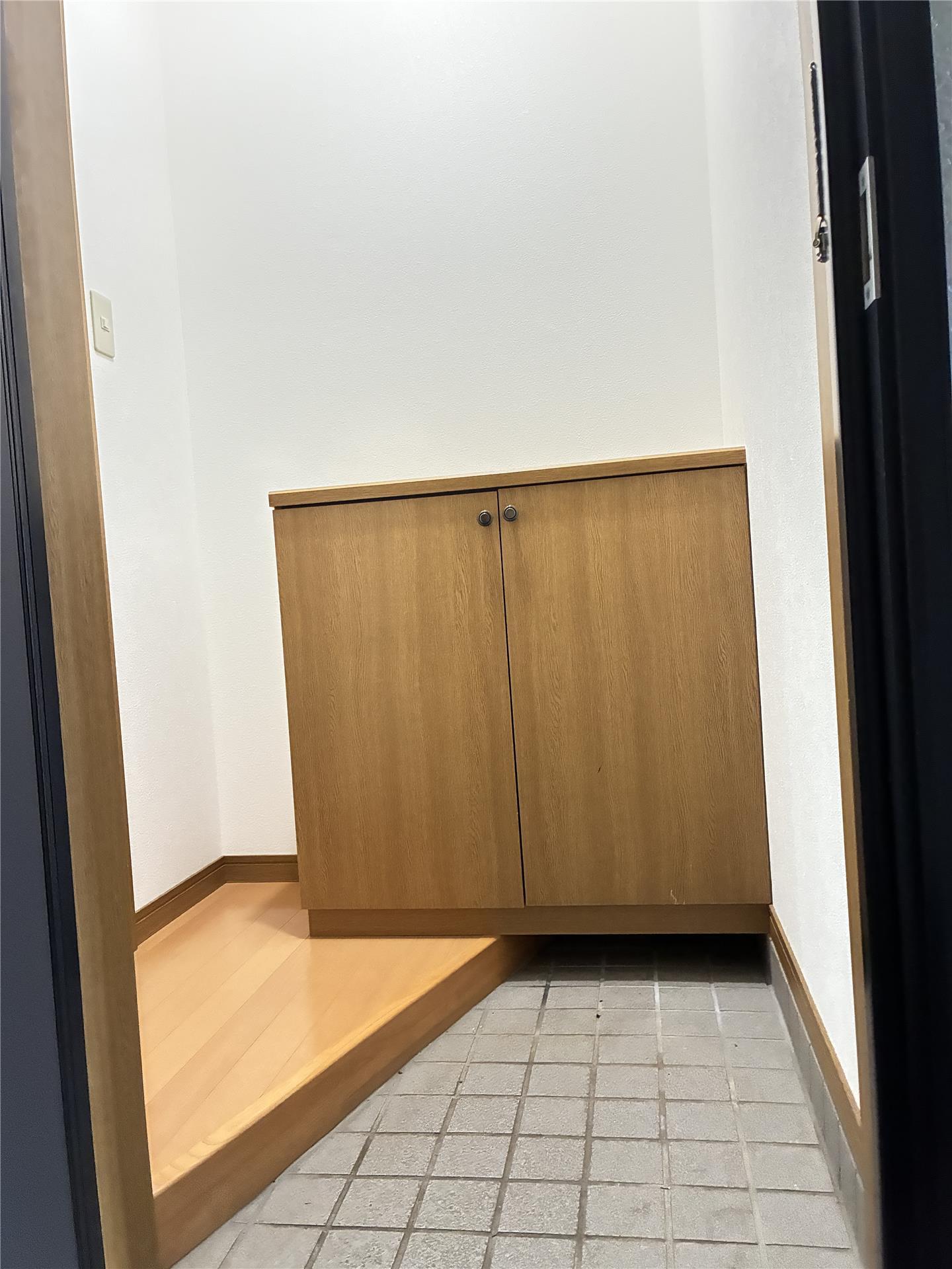 Floraの玄関写真