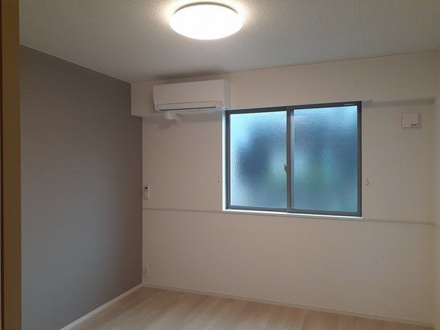 リヨン 鯖江 01の内装写真
